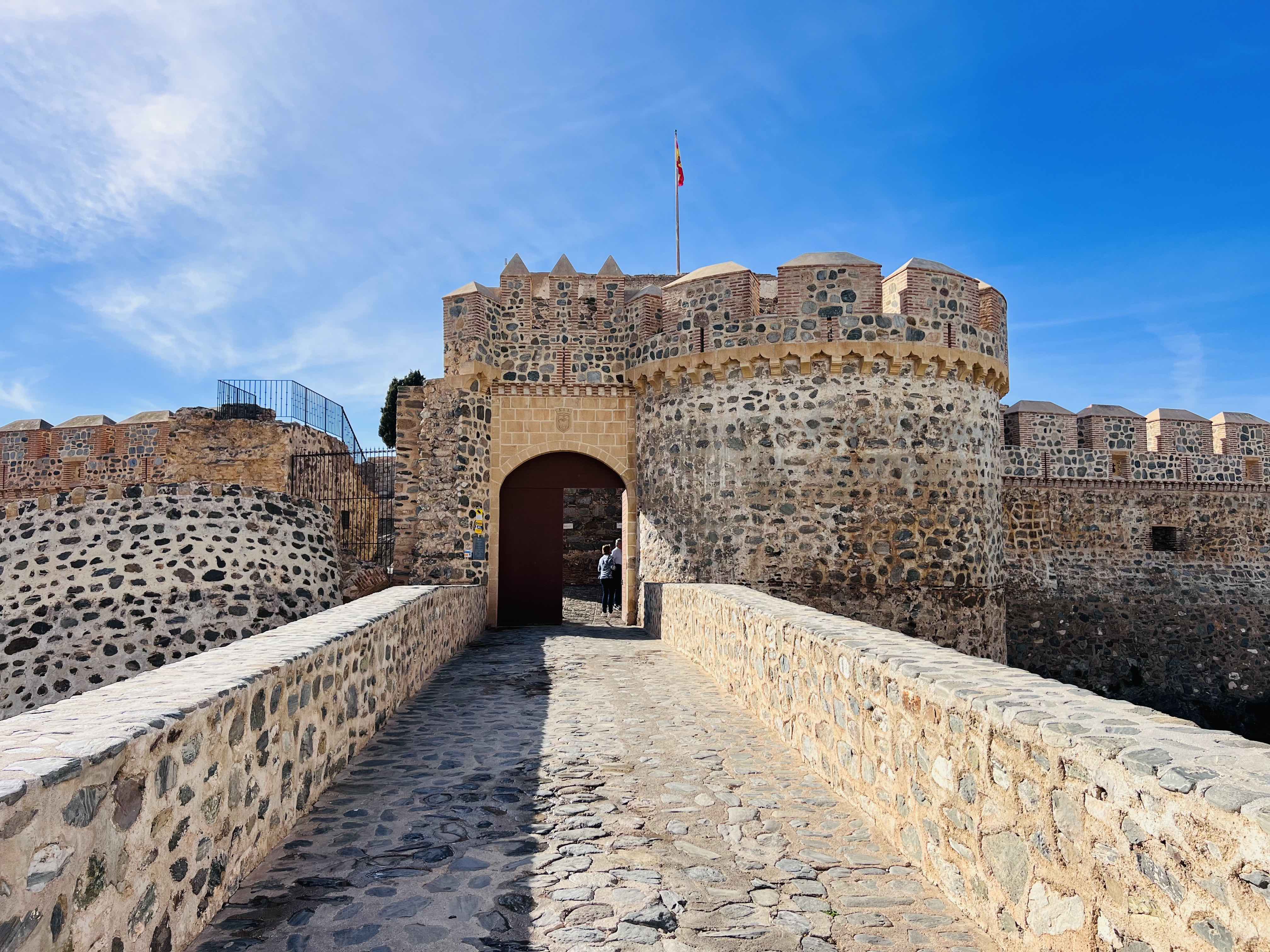 BONITA Y ACOGEDORA CASA DE PUEBLO CON VISTAS AL MAR