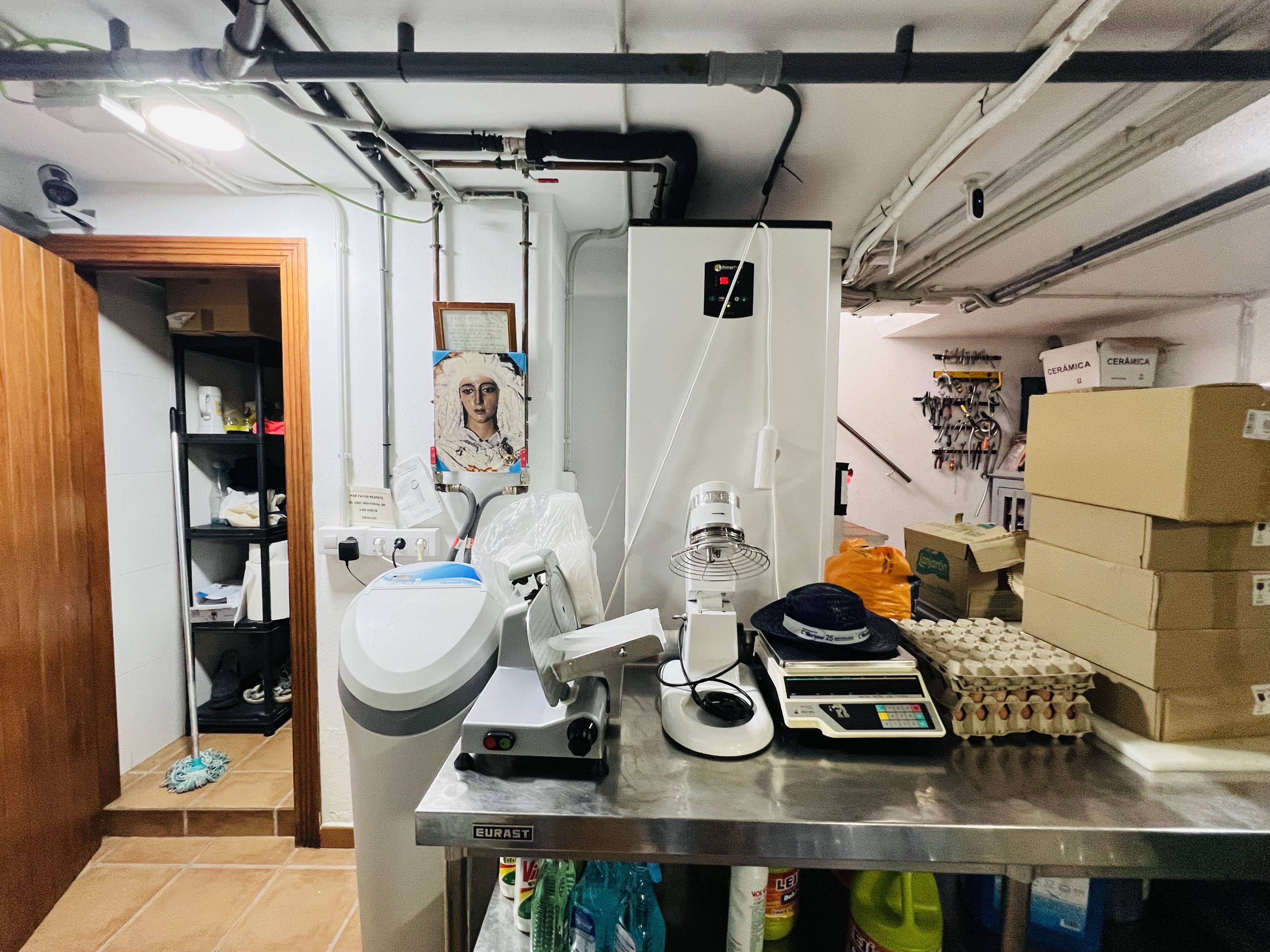 CHIRINGUITO EN VENTA EN PASEO DE VELILLA ID: 2034 S � CONSULTAR PRECIO