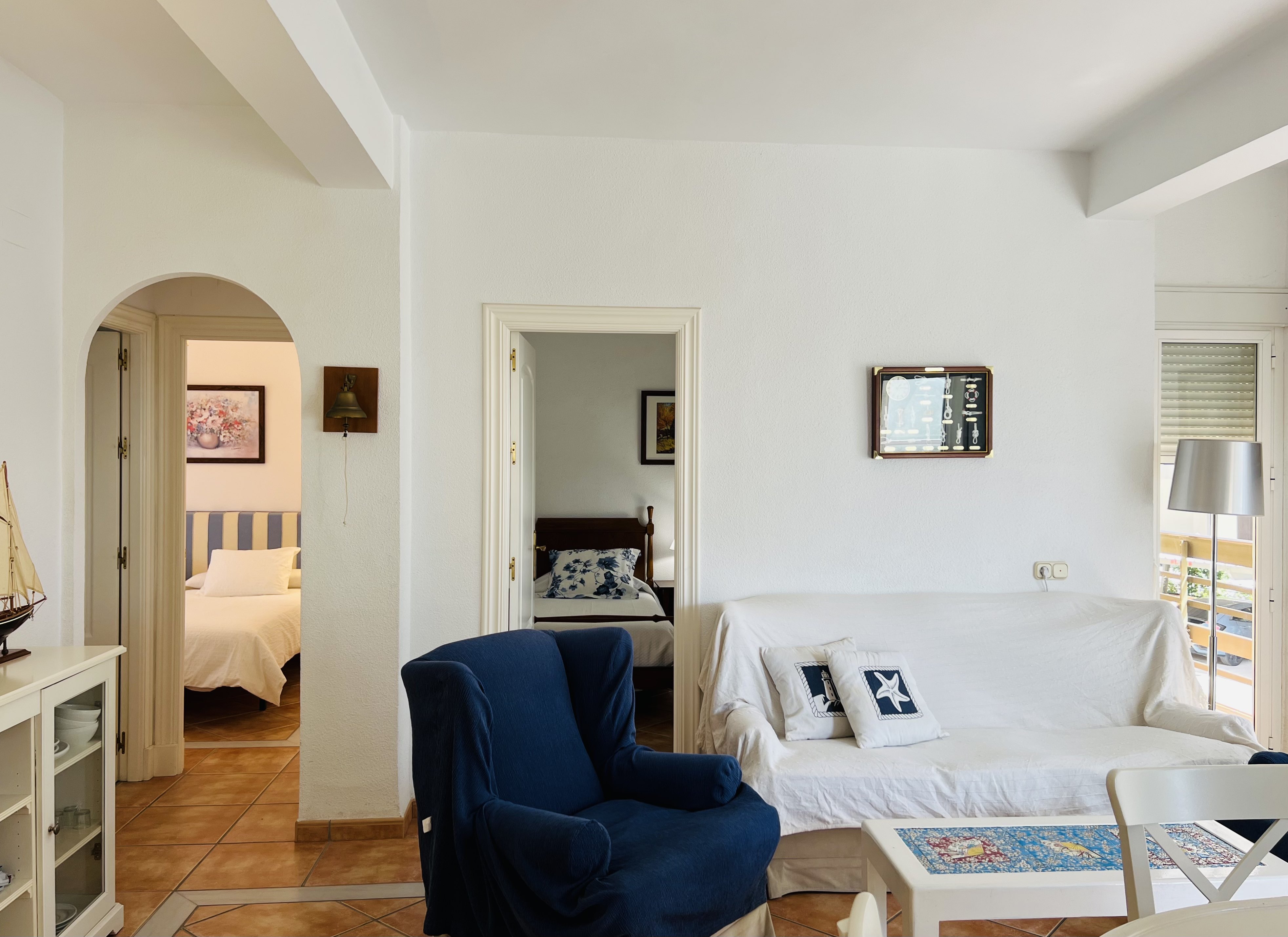 APARTAMENTO EN PASEO REINA SOF�A 