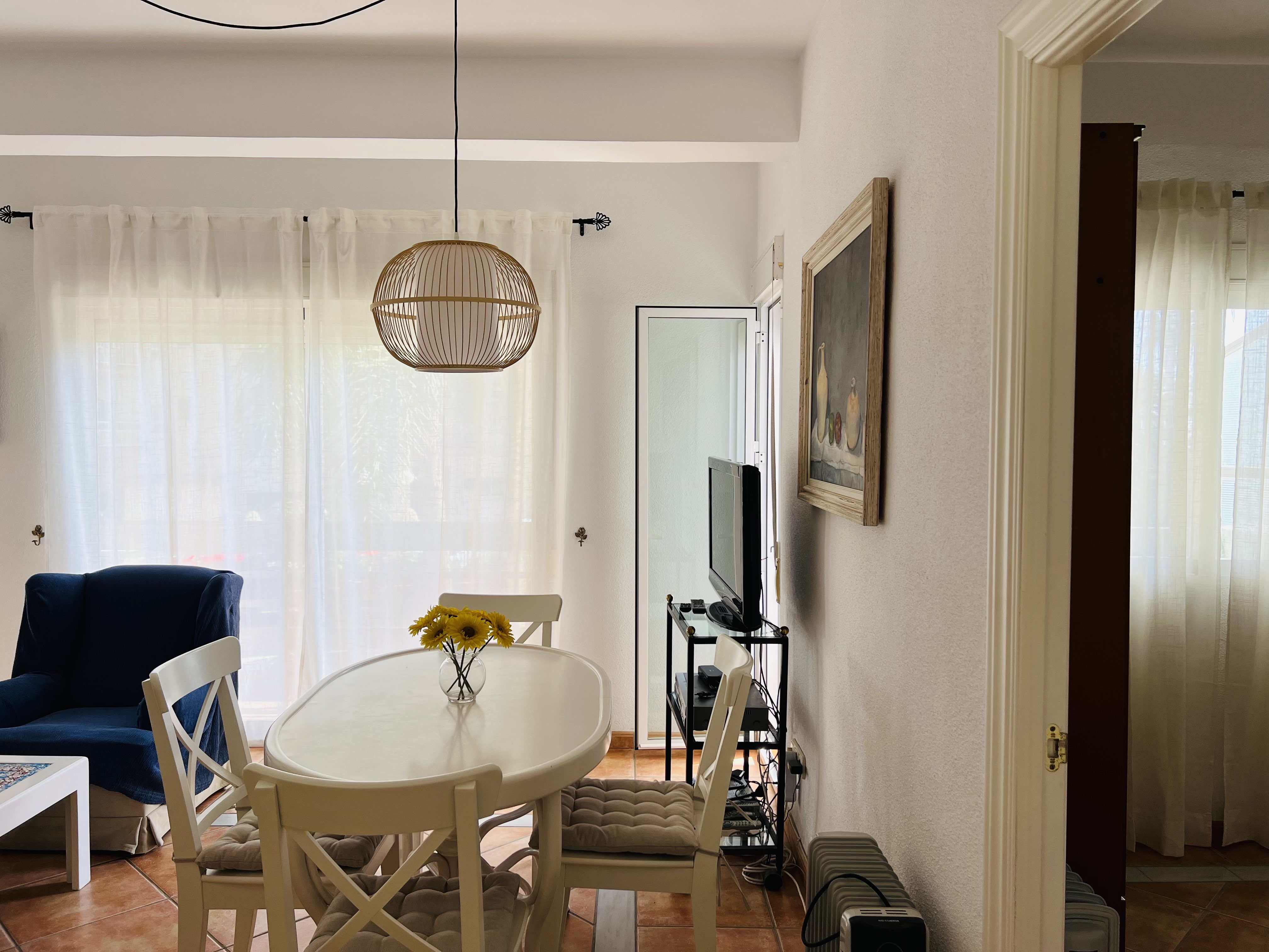 APARTAMENTO EN PASEO REINA SOF�A 