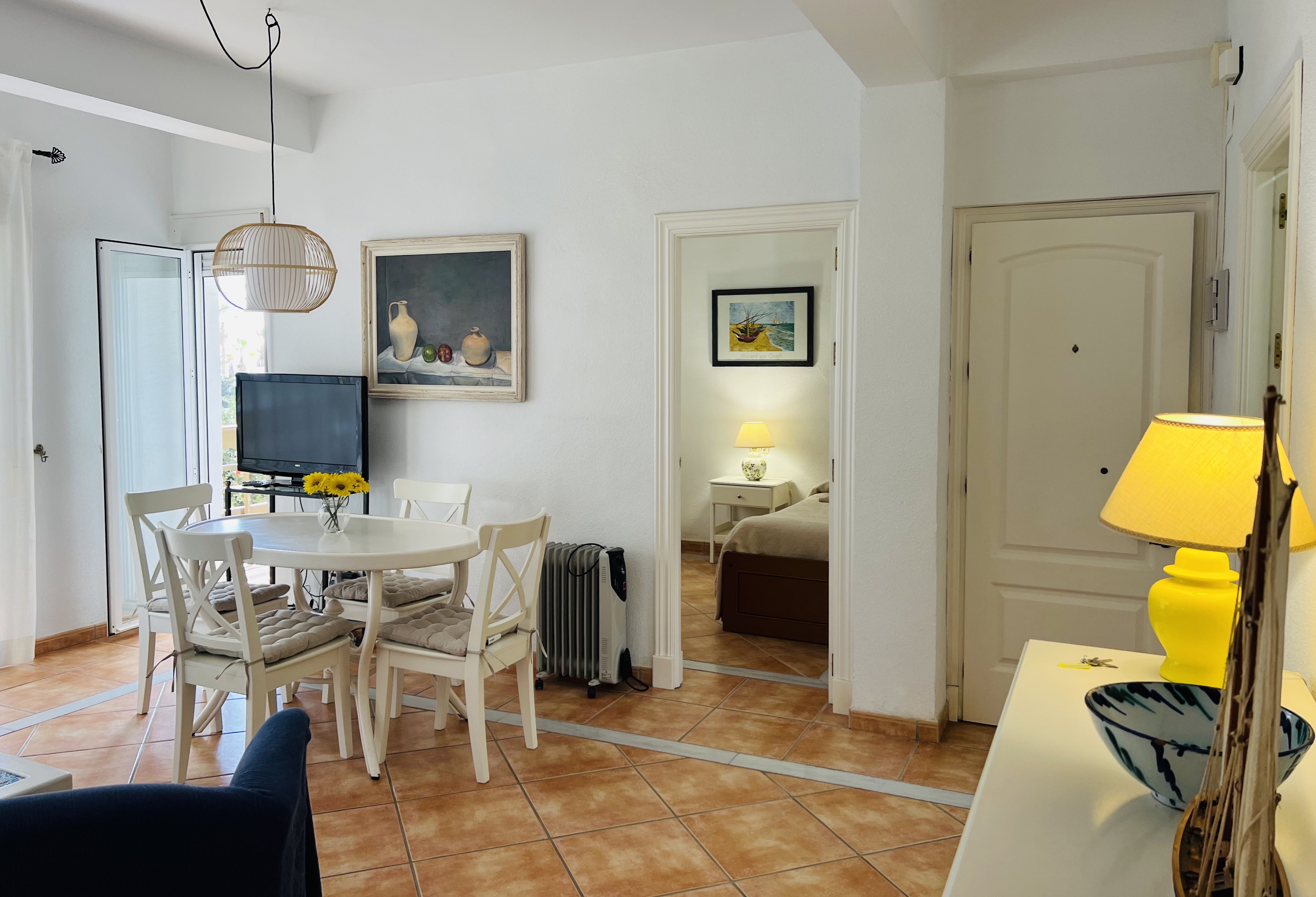 APARTAMENTO EN PASEO REINA SOF�A 