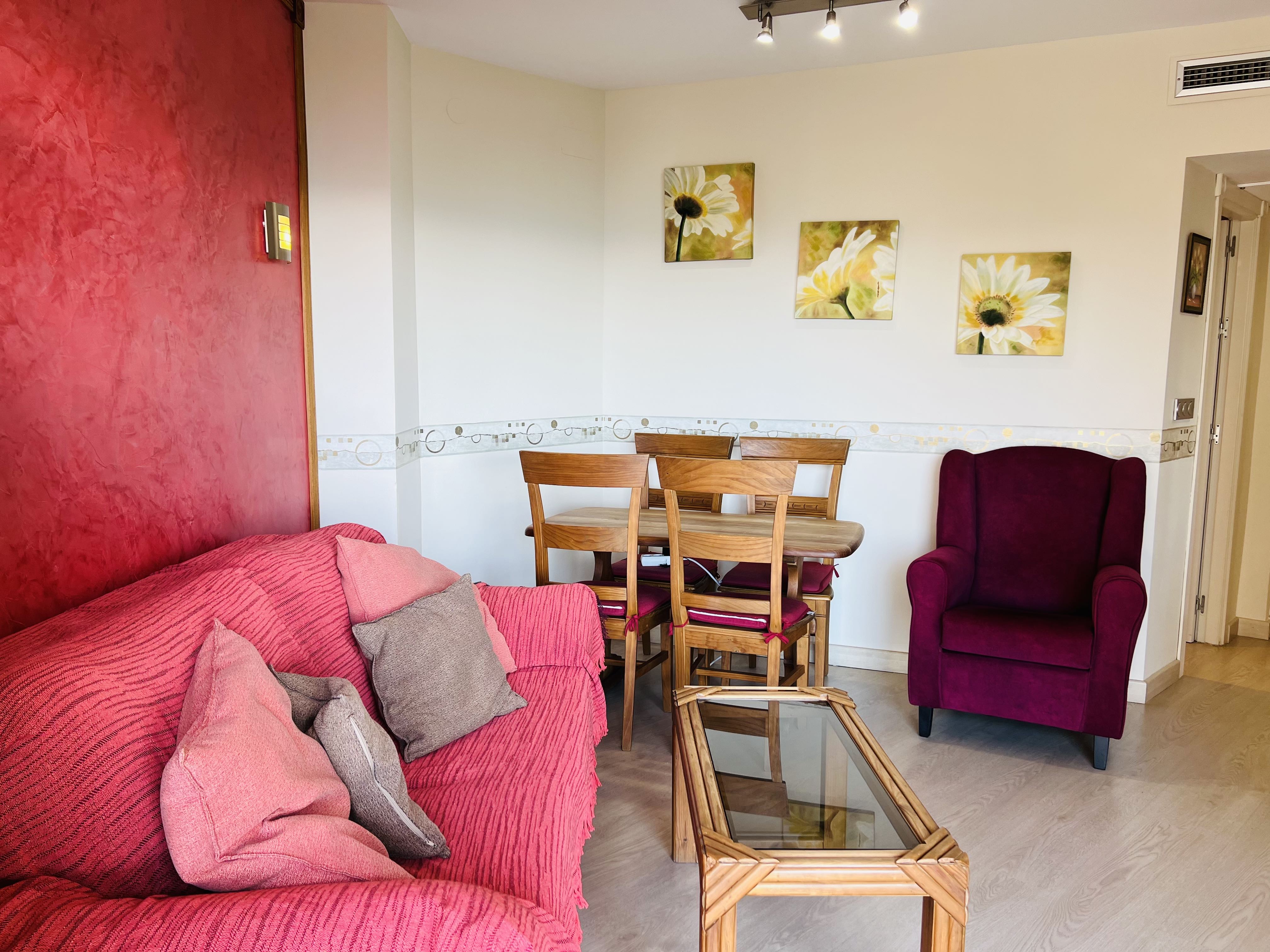 APARTAMENTO EN URBANIZACI�N GONDOLAS