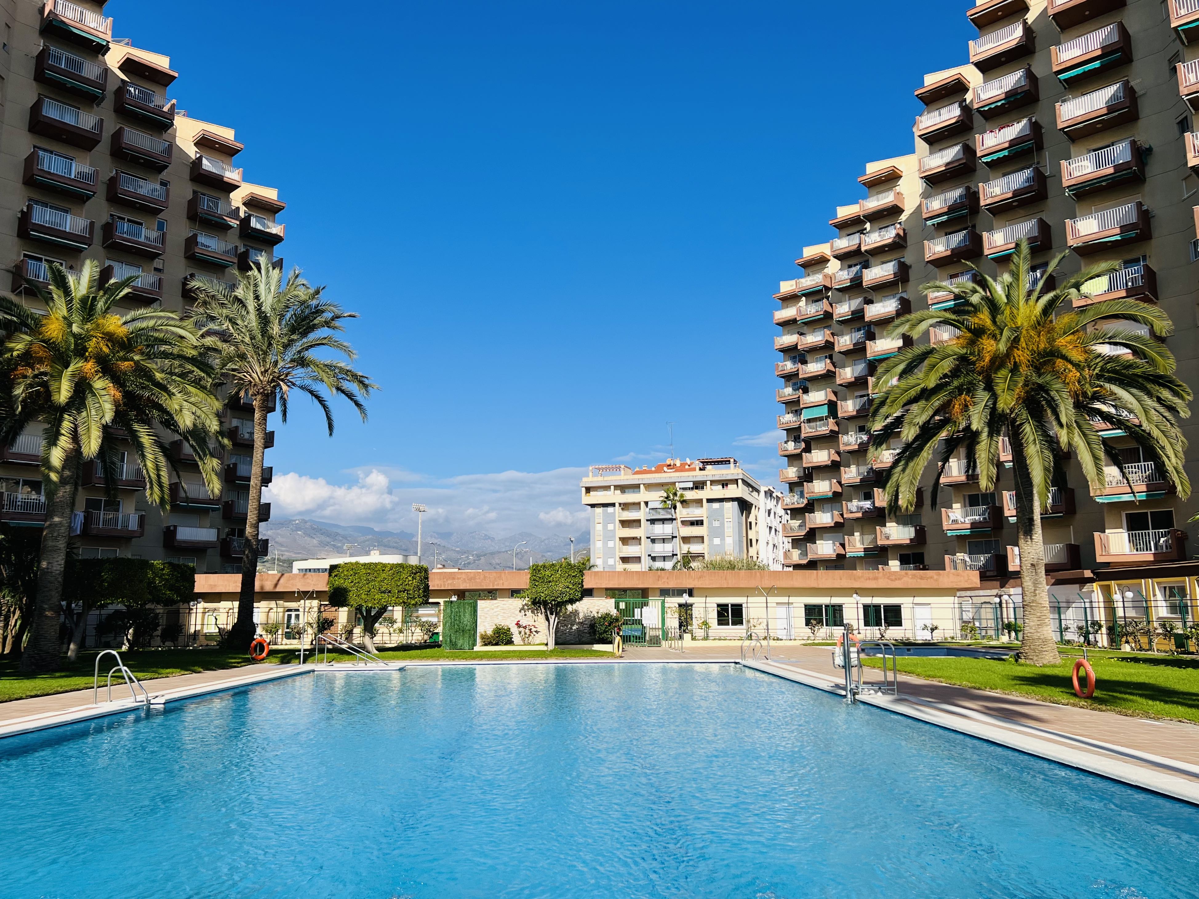 APARTAMENTO EN URBANIZACI�N GONDOLAS