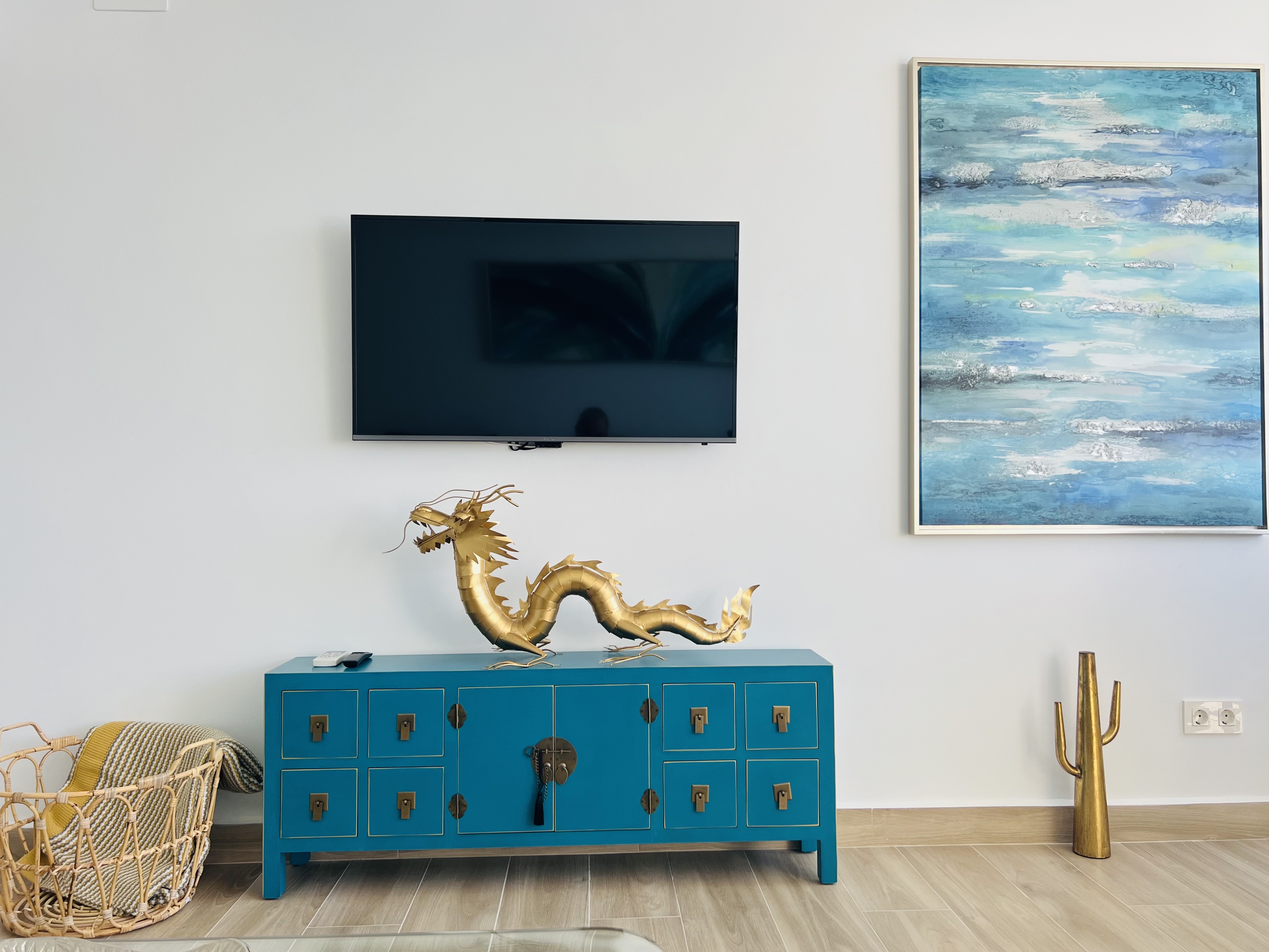 APARTAMENTO EN PASEO REINA SOF�A 