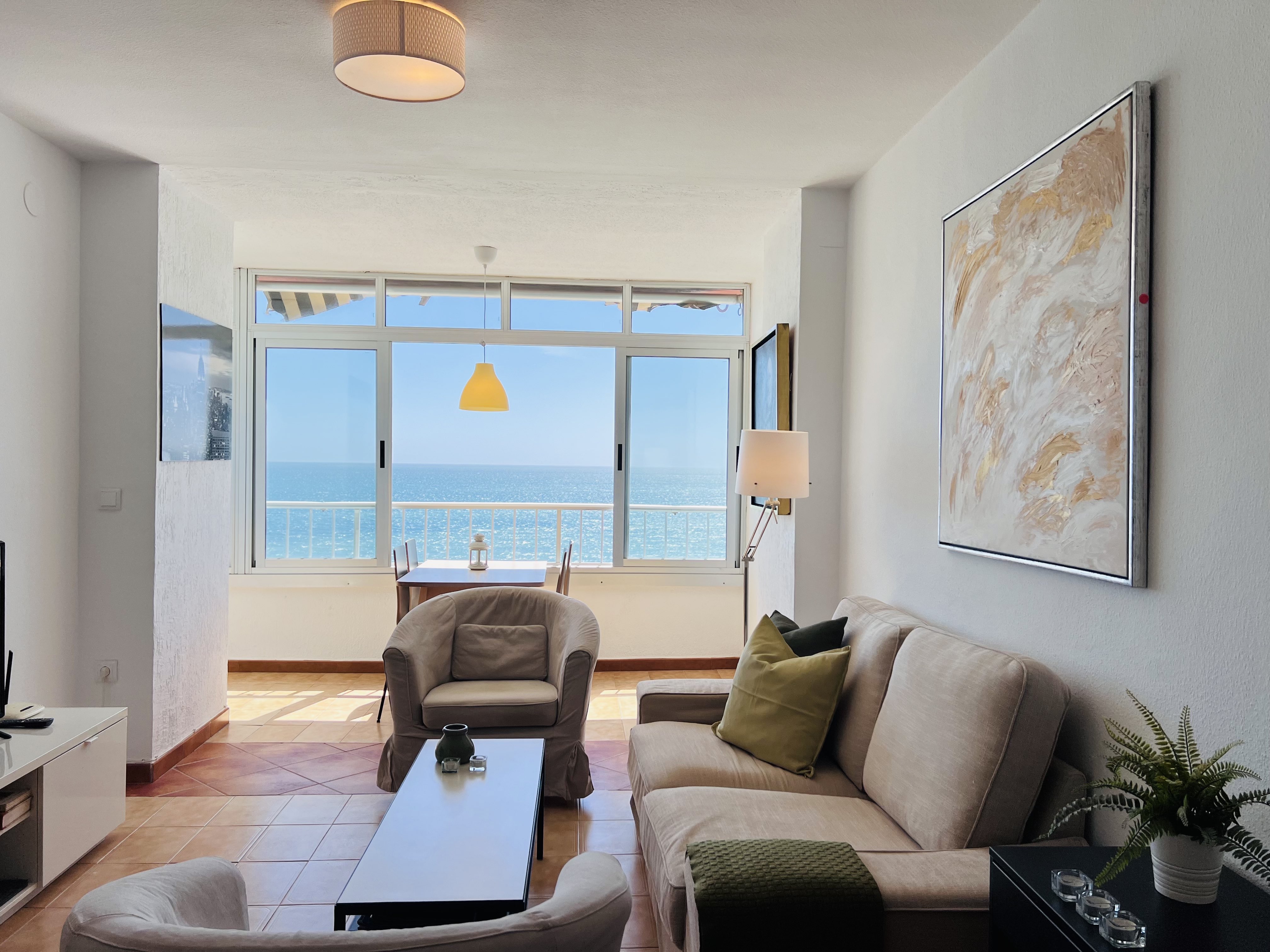 APARTAMENTO FRENTE AL MAR, PASEO REINA SOF�A