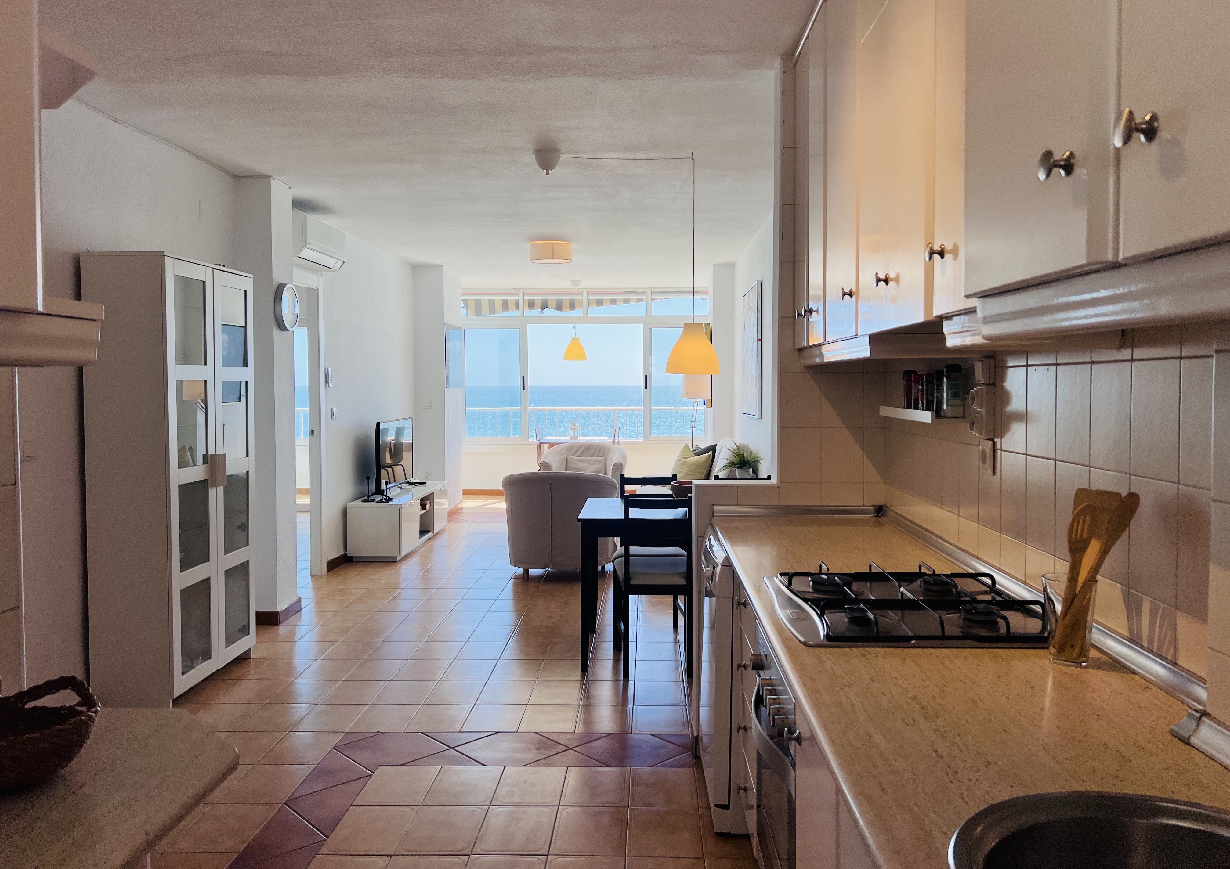 APARTAMENTO FRENTE AL MAR, PASEO REINA SOF�A