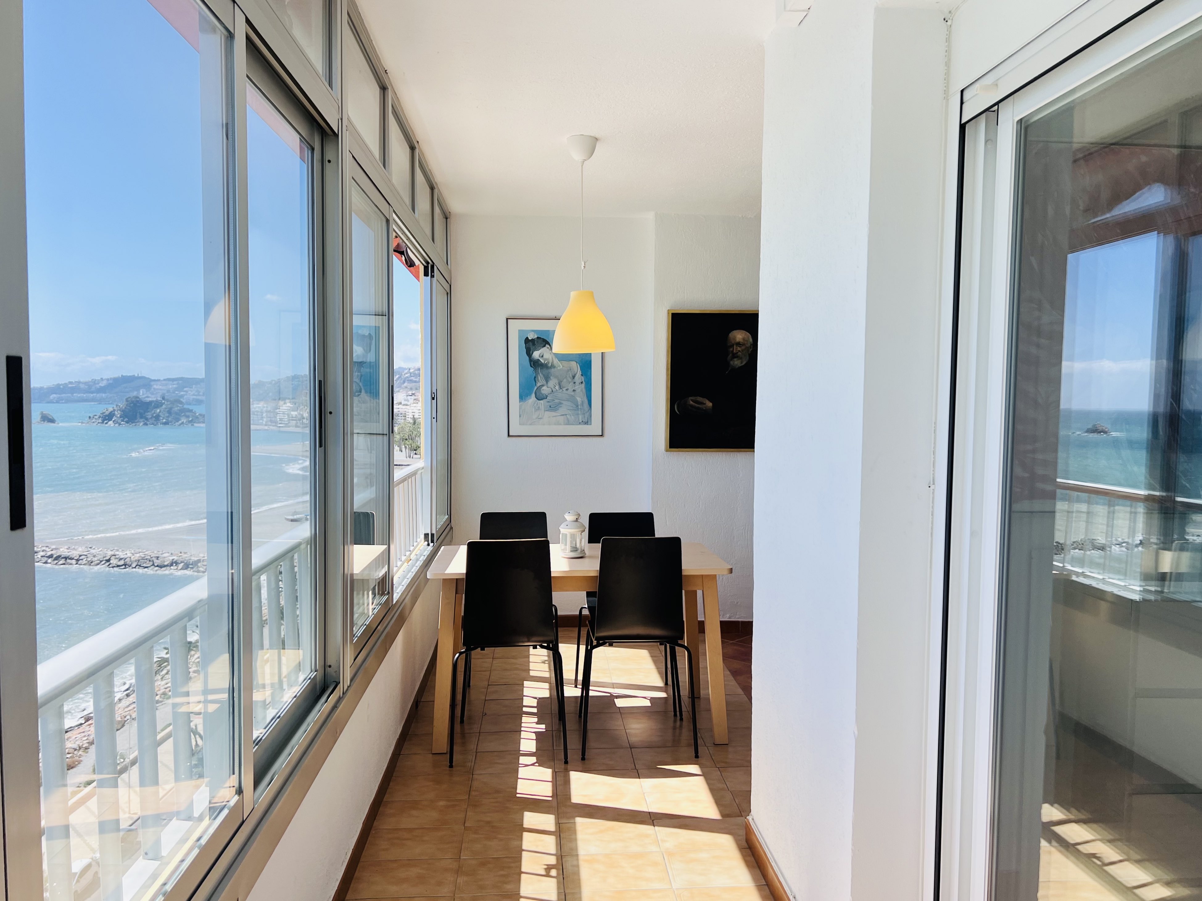 APARTAMENTO FRENTE AL MAR, PASEO REINA SOF�A