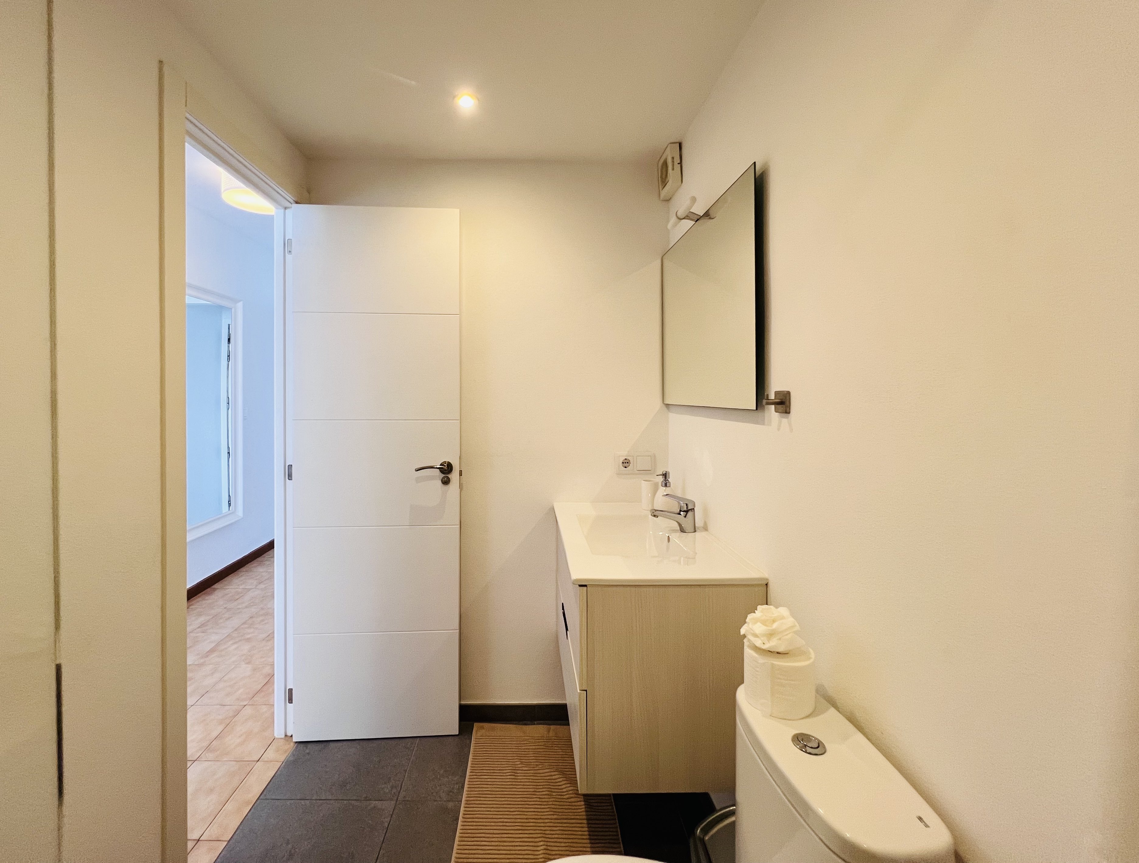 APARTAMENTO FRENTE AL MAR, PASEO REINA SOF�A