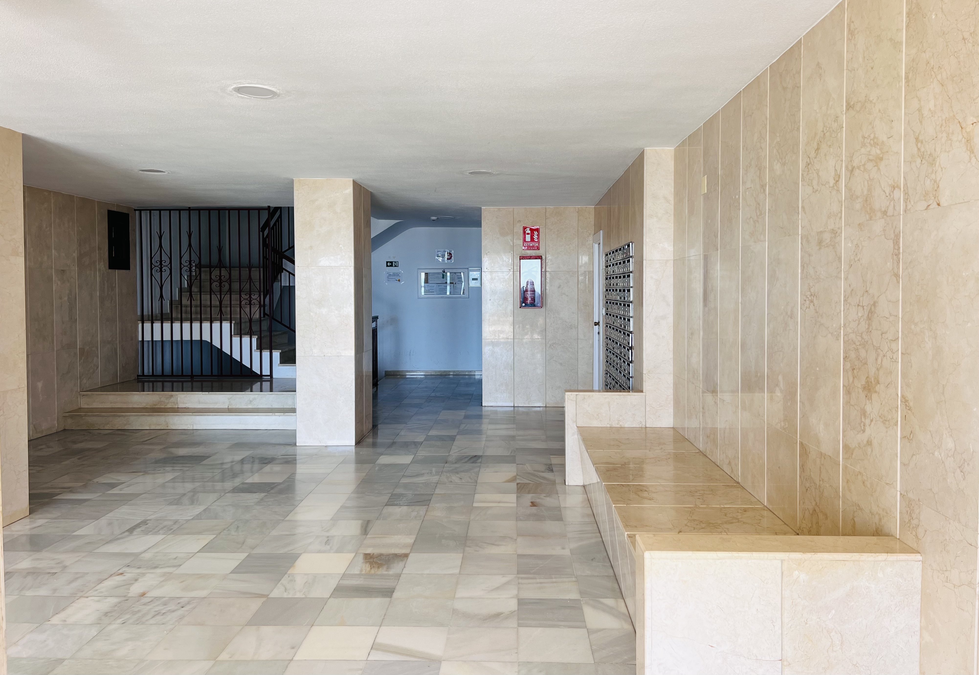 APARTAMENTO FRENTE AL MAR, PASEO REINA SOF�A